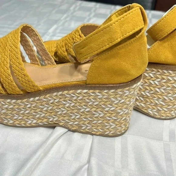 platform JustFab women sandals sz 6.5 yellow heel wedge espadrille,ankle strap - Picture 4 of 15